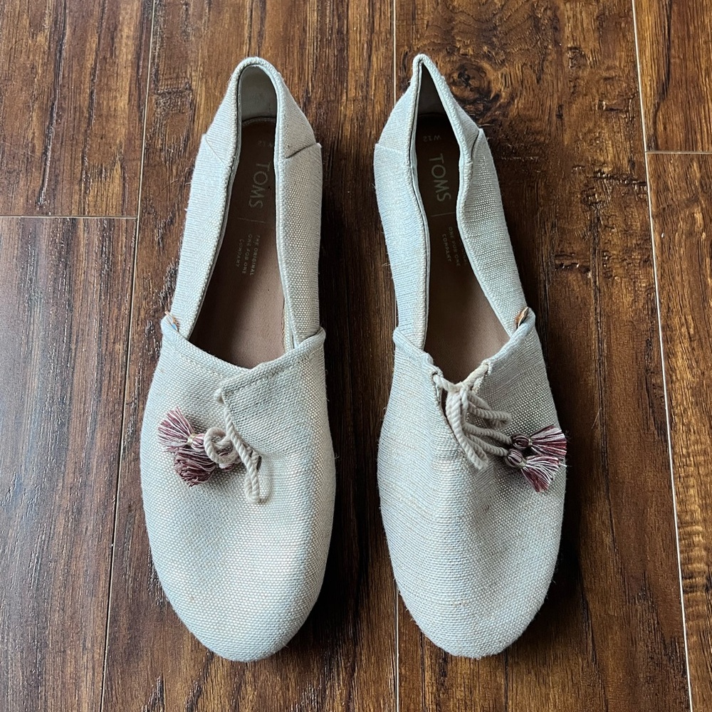 TOMS Kelli Rose Gold Metallic Flats Women’s Size 12
